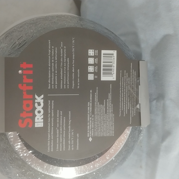 2x 8" starfrit frying pans. - Picture 3 of 5